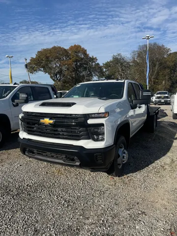 2025 Chevrolet Silverado 3500HD CC