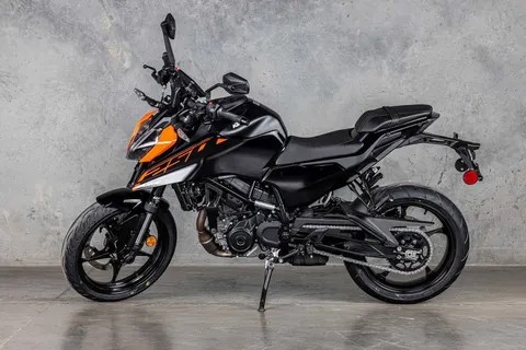 2026 KTM 250 DUKE